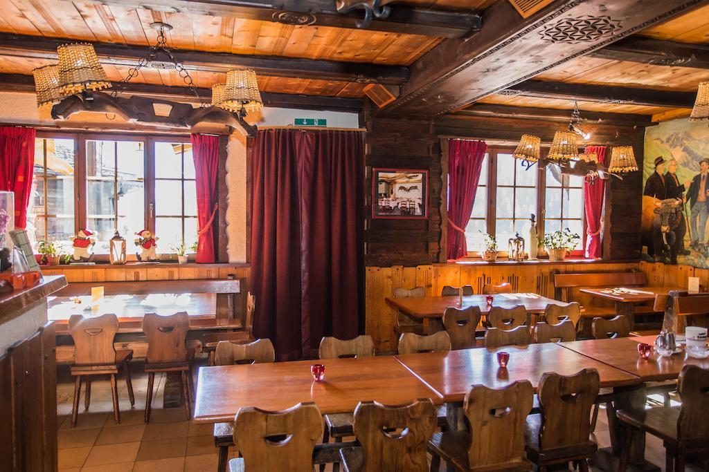 Hotel De Moiry Superieur 그리멘츠 외부 사진