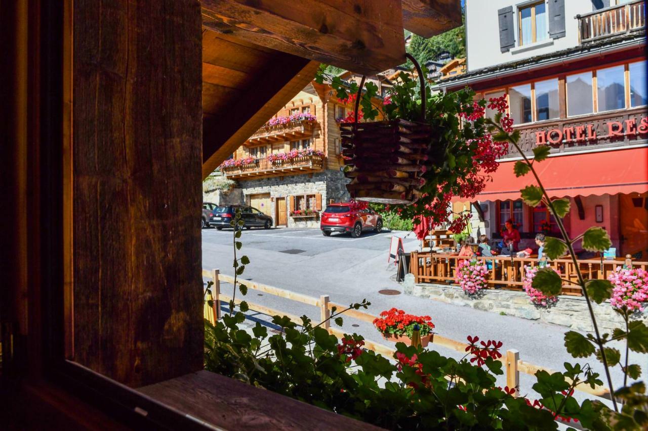 Hotel De Moiry Superieur 그리멘츠 외부 사진
