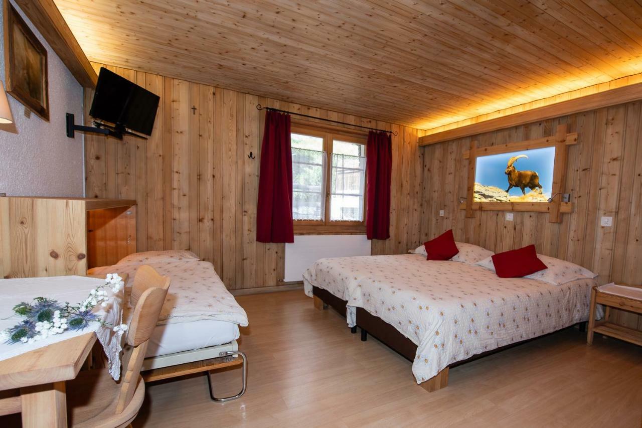 Hotel De Moiry Superieur 그리멘츠 외부 사진